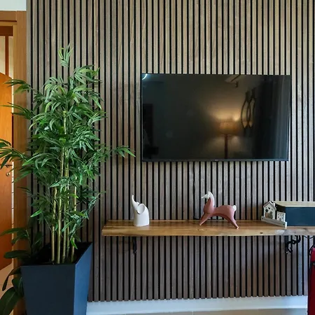 Nest Каламата